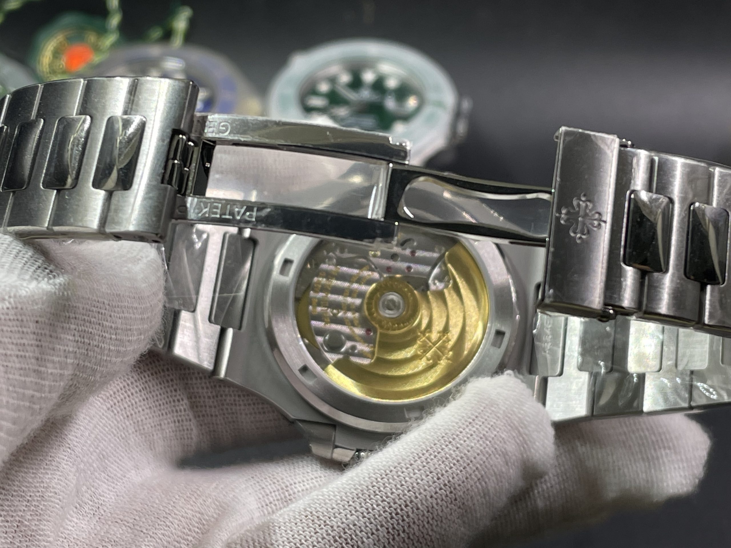 Exclusive customization Patek Philippe 5711/1A-010 Blue Tiffany & Co. Nautilus - Image 6