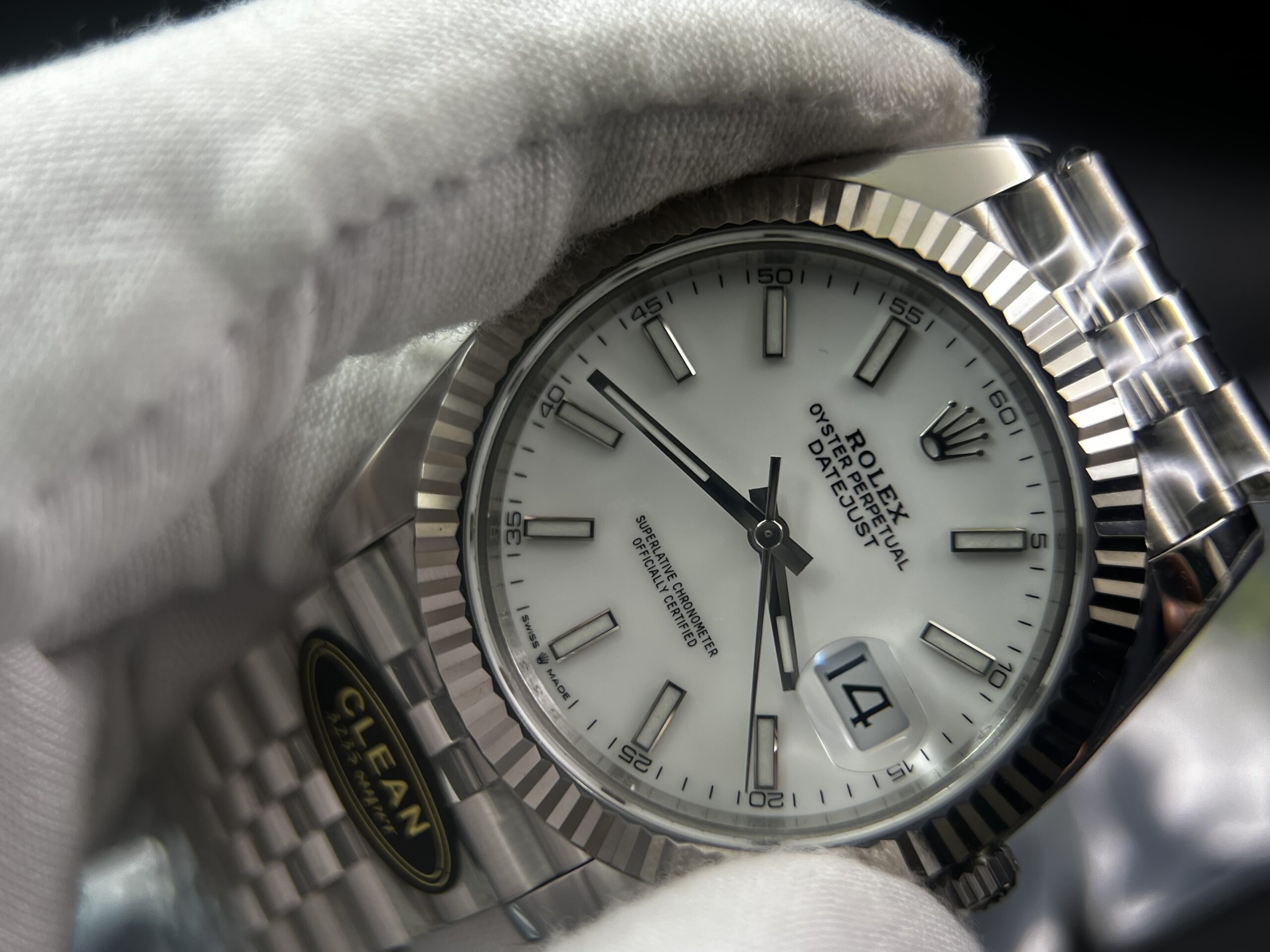 Rolex Datejust 41mm - White - Image 4