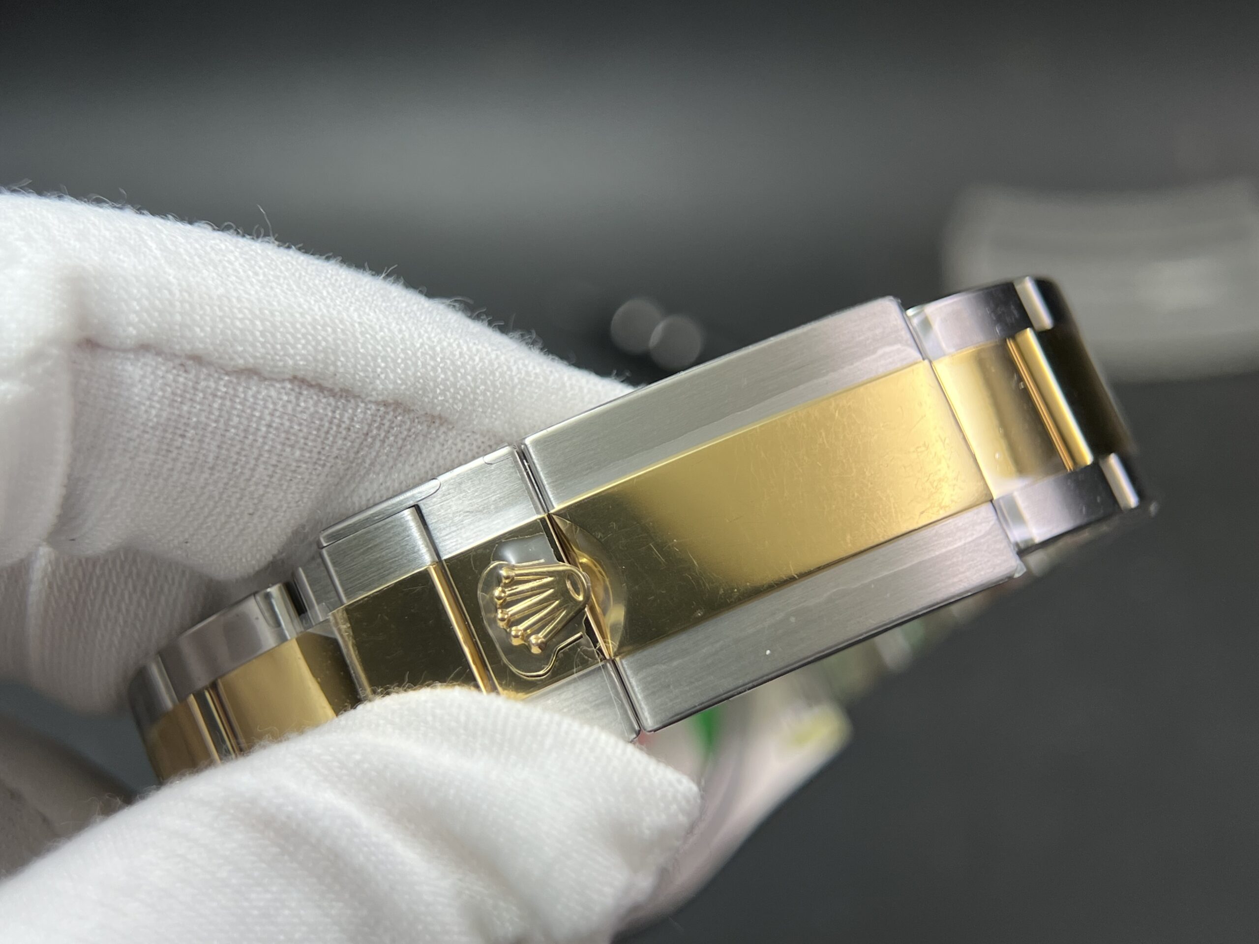 Daytona 116503 Clean 1:1 Best Edition Black Dial on YG/SS Bracelet SA4130 V3 - Image 14