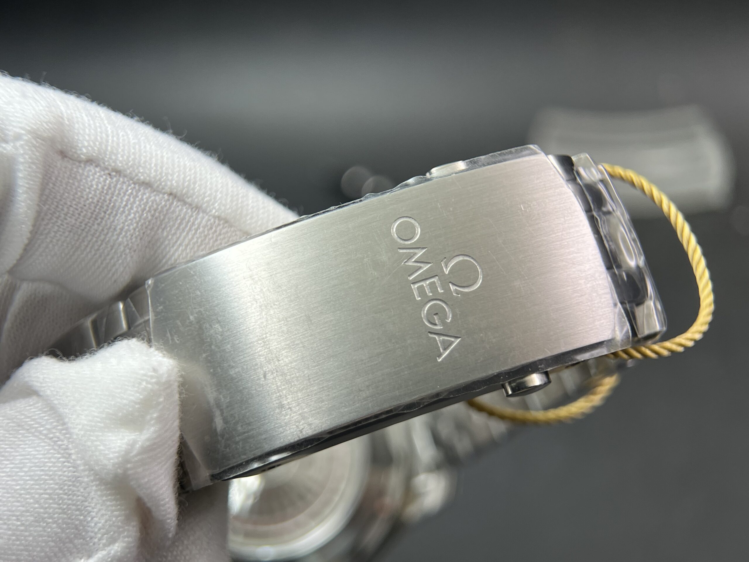 Seamaster Diver 300M VSF 1:1 Best Edition Blue Ceramic Blue Dial on SS Bracelet A8800 V2 (Include blue strap) - Image 12