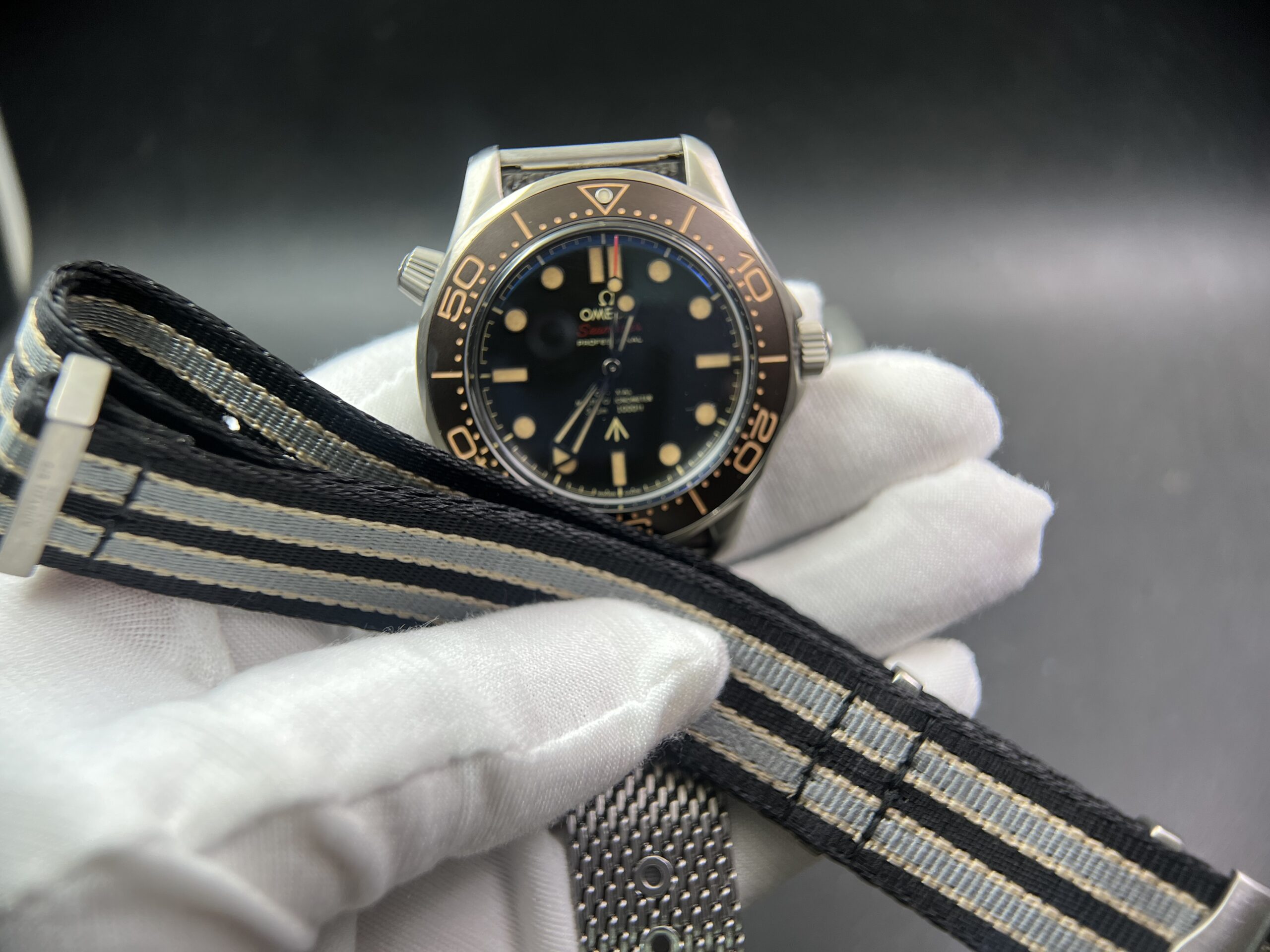 Seamster 300 "No Time to Die" Limited Edition VSF 1:1 Best Edition A8806 V4 (with both Mesh and Nato Bands) - Image 3