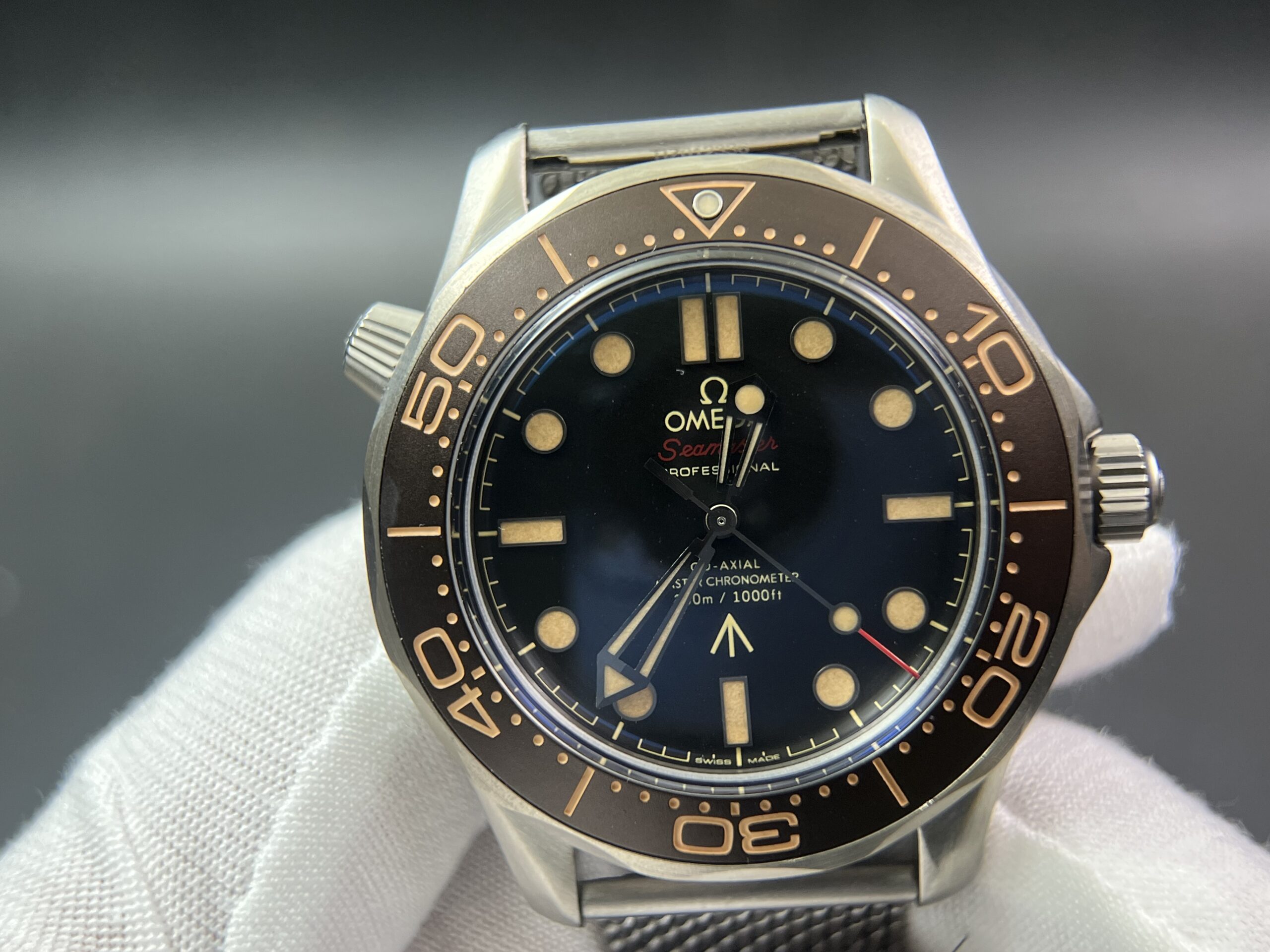 Seamster 300 "No Time to Die" Limited Edition VSF 1:1 Best Edition A8806 V4 (with both Mesh and Nato Bands) - Image 9