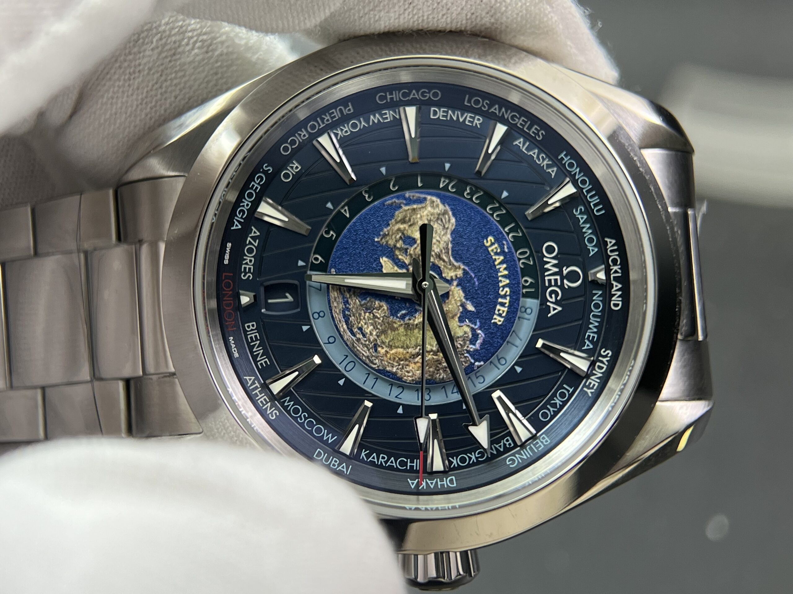 Aqua Terra Worldtimer VSF 1:1 Best Edition Blue Dial on SS Bracelet A8938 Super Clone 43mm