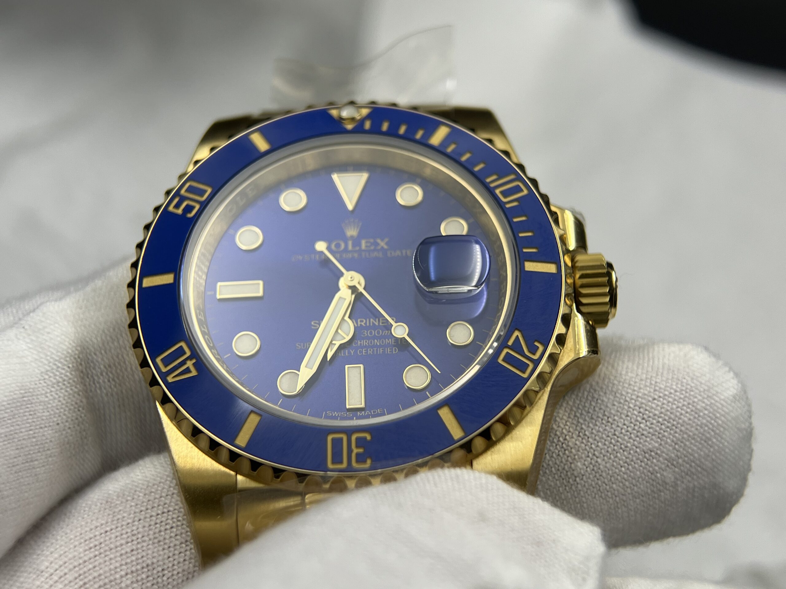 Rolex Submariner 40mm - Image 9