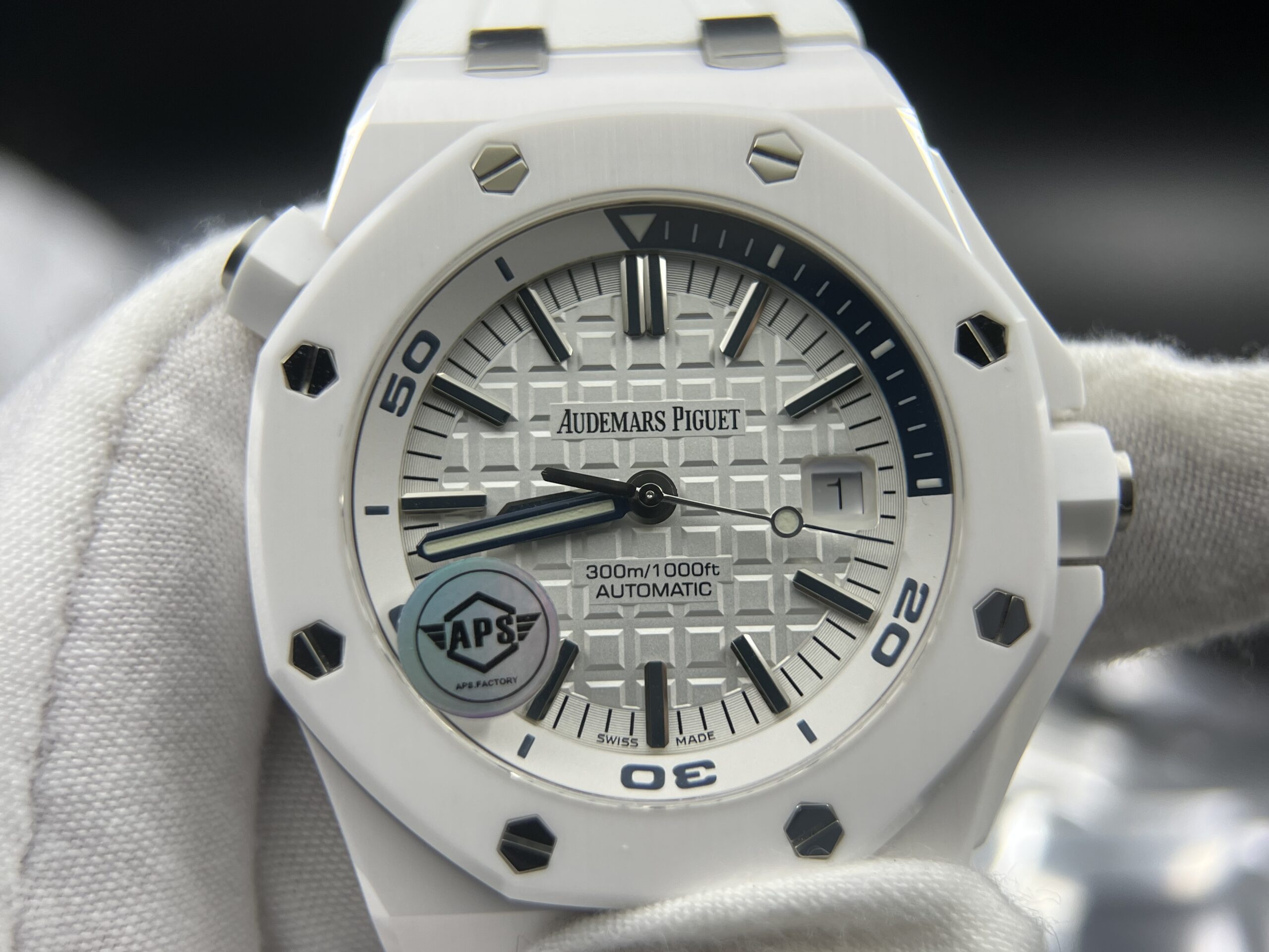 Royal Oak Offshore Diver 15707 White Ceramic APSF 1:1 Best Edition SA3120 Super Clone - Image 2