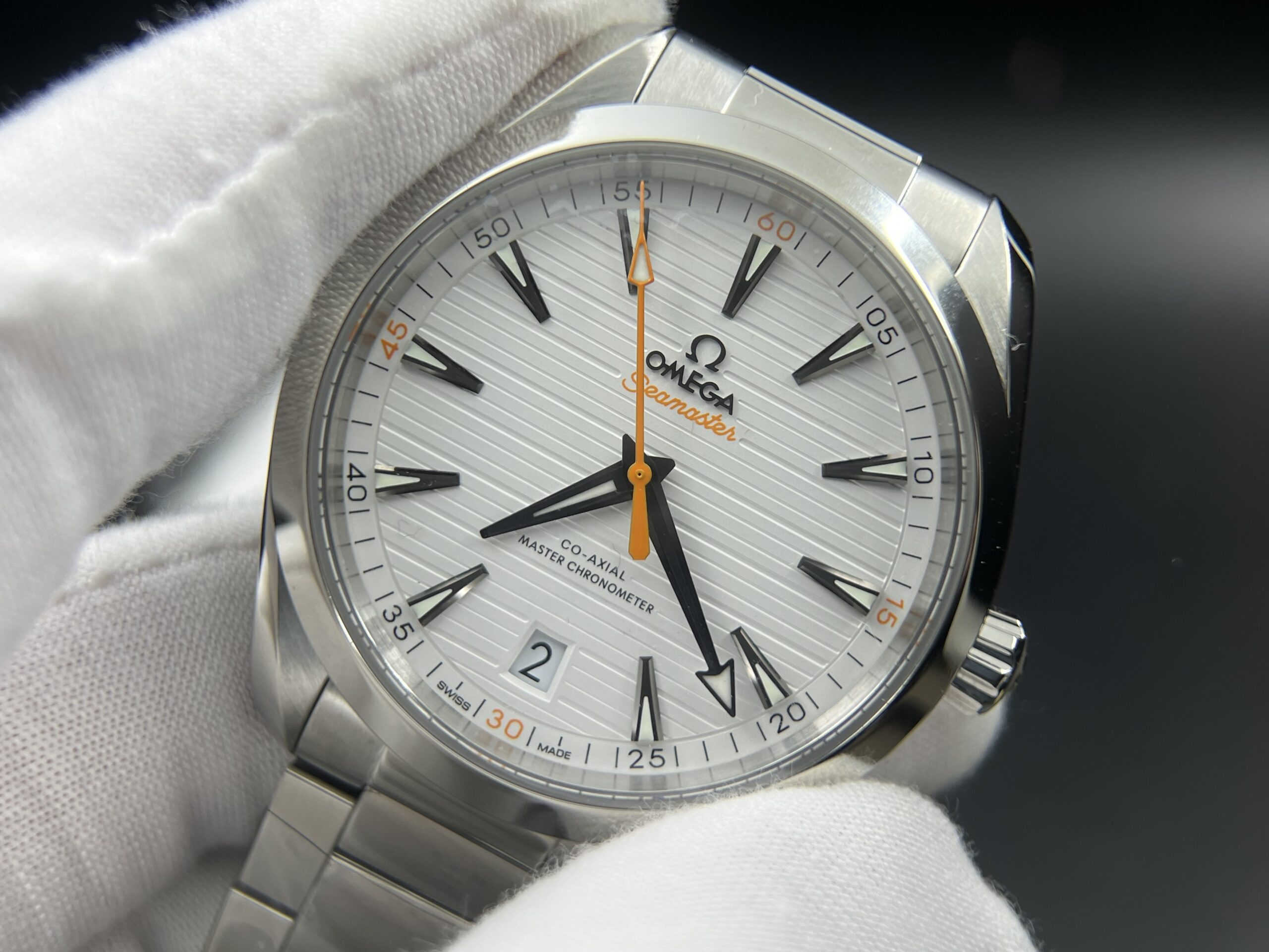 Aqua Terra 150M Master Chronometers VSF 1:1 Best Edition White Dial Orange Hand on SS Bracelet A8900 Super Clone