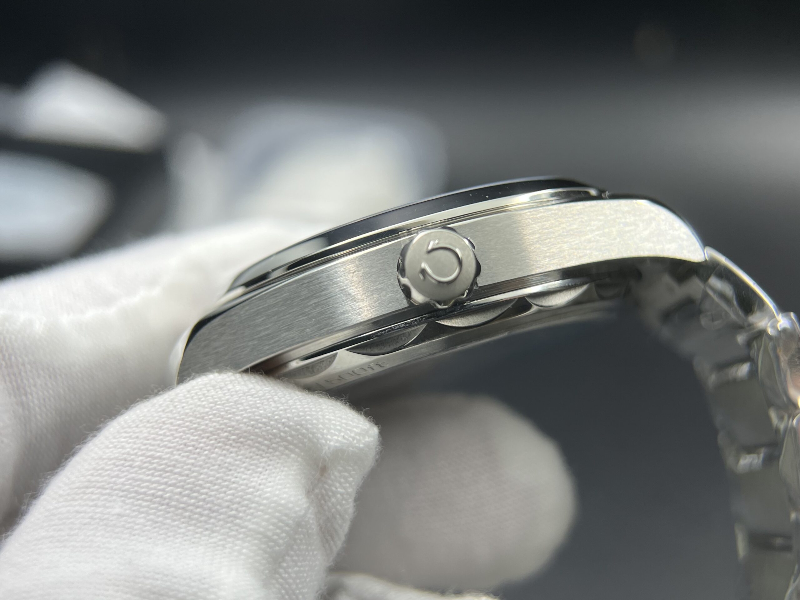 Aqua Terra 150M Master Chronometers VSF 1:1 Best Edition White Dial Orange Hand on SS Bracelet A8900 Super Clone - Image 15