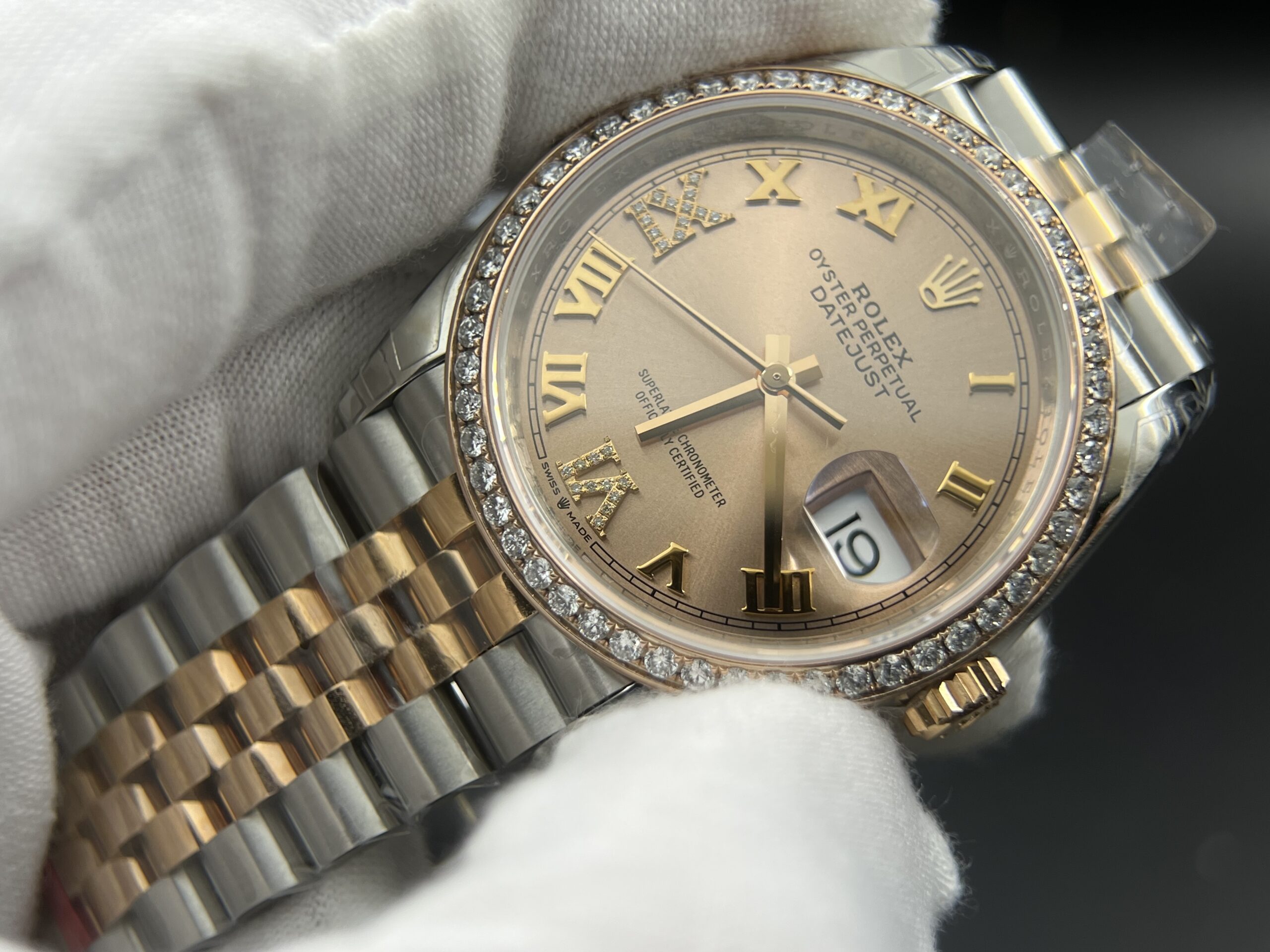 Rolex Datejust 36mm - RG/SS with Diamond (VVS) - Image 6