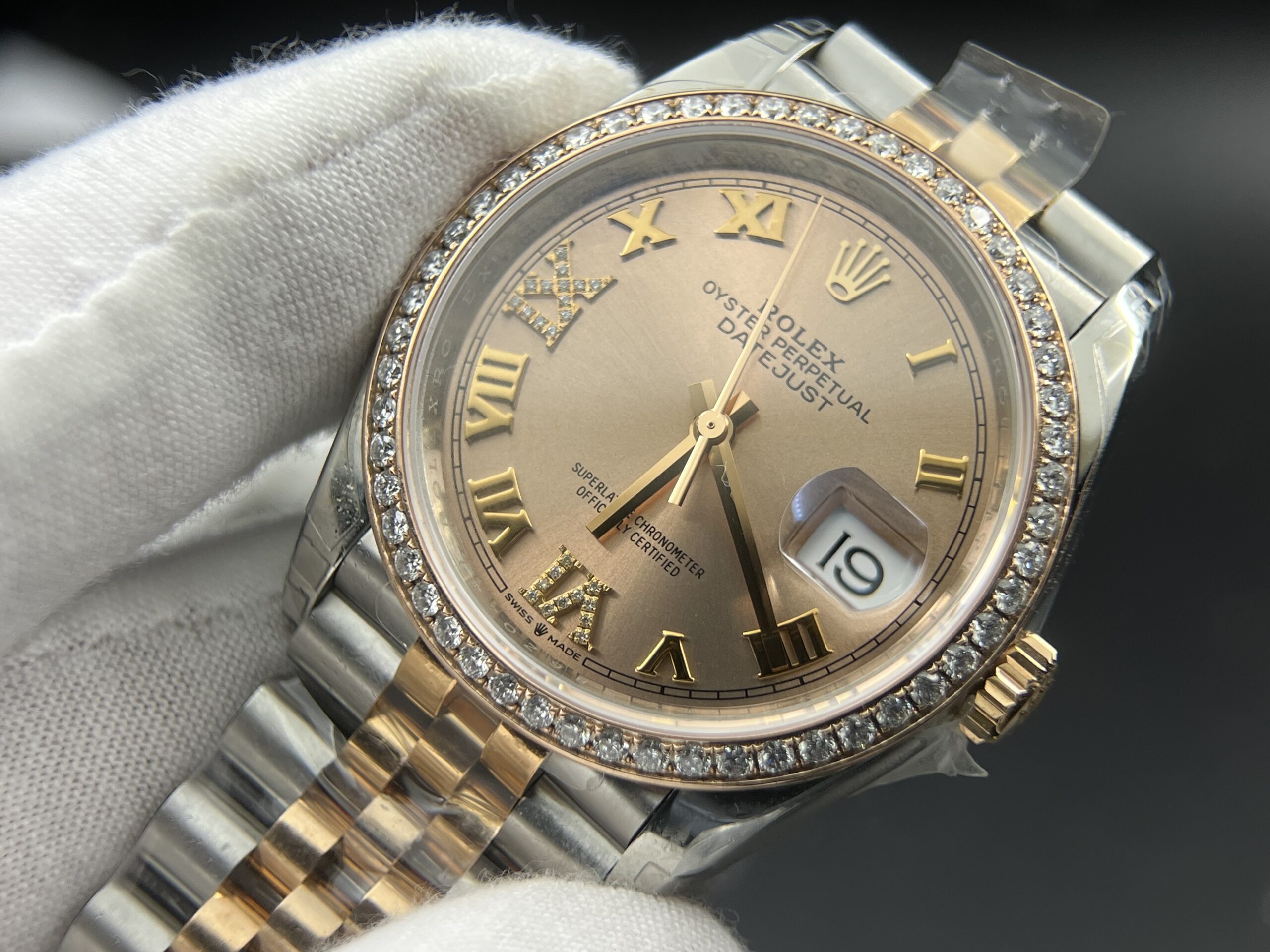 Rolex Datejust 36mm - RG/SS with Diamond (VVS) - Image 8