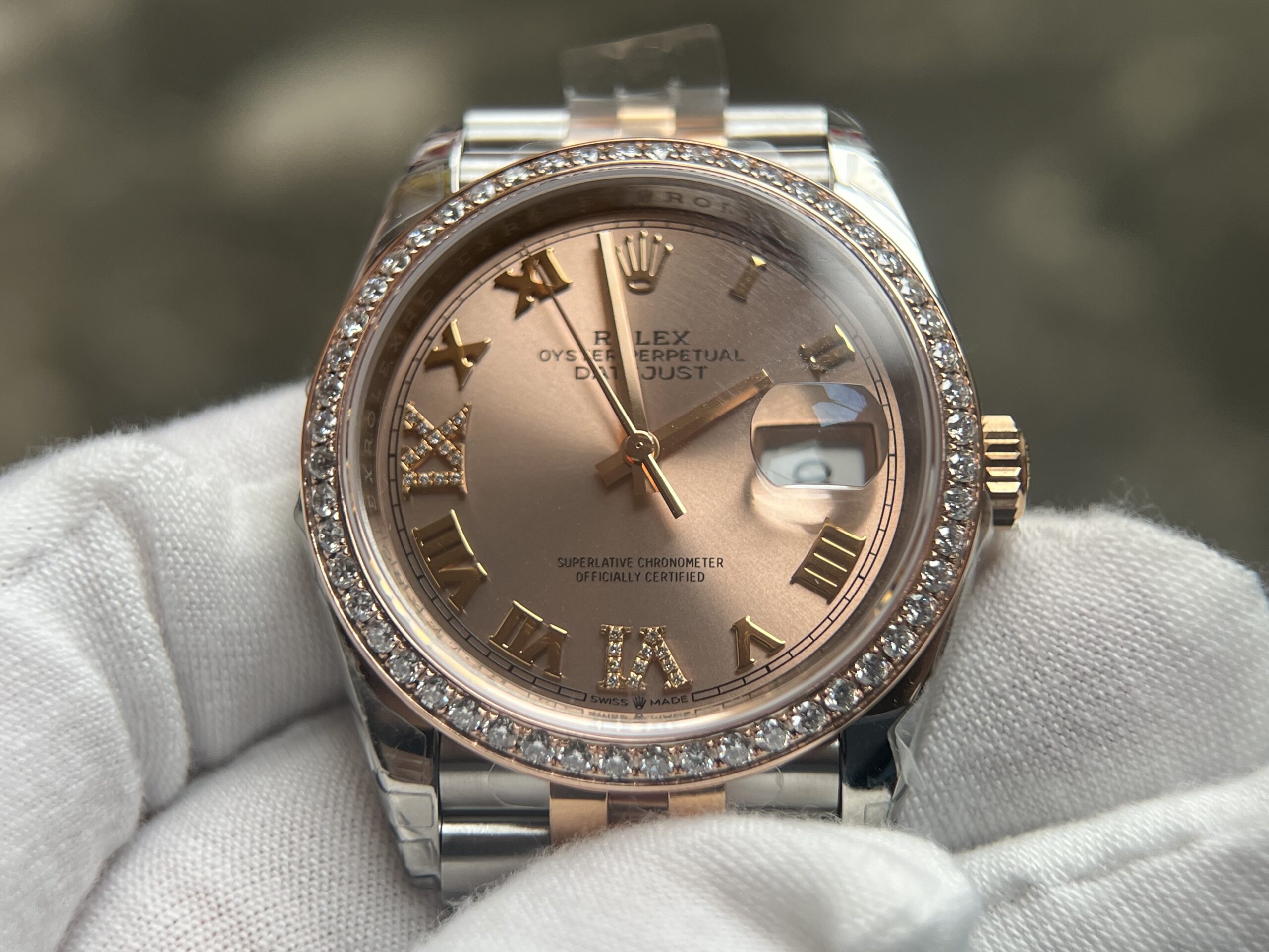 Rolex Datejust 36mm - RG/SS with Diamond (VVS) - Image 17
