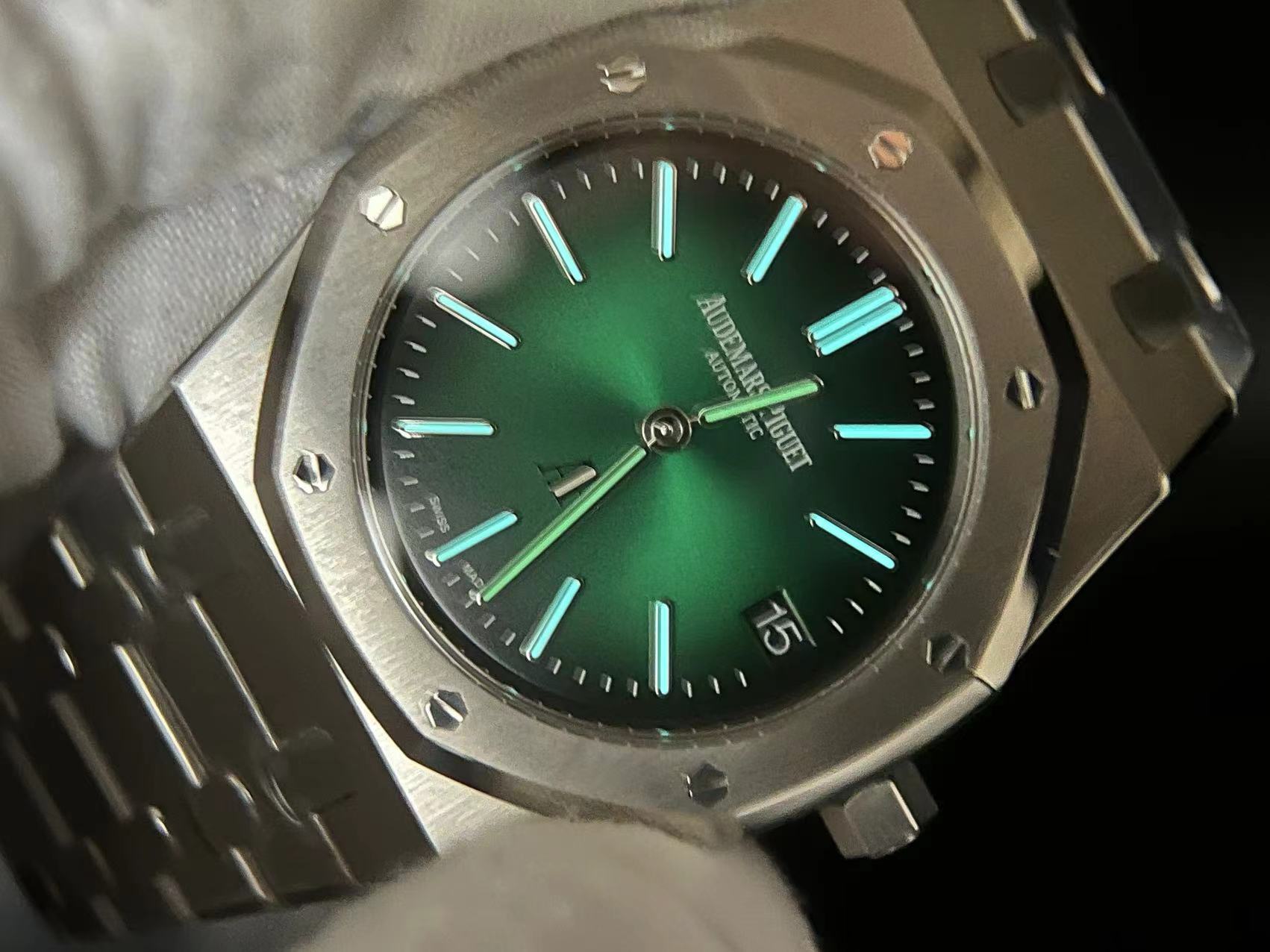 Royal Oak 39mm 16202 "50th Anniversary" SS ZF 1:1 Best Edition Green Textured Dial on SS Bracelet A7121 - Image 12